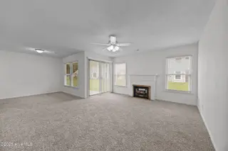 125 W Victoria Court A, Greenville, NC 27834 – photo 3: 8-web-or-mls-IMG_7986