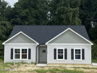 105 Chester Place, Pikeville, NC 27863 – photo 1: 20250826143121159731000000-o