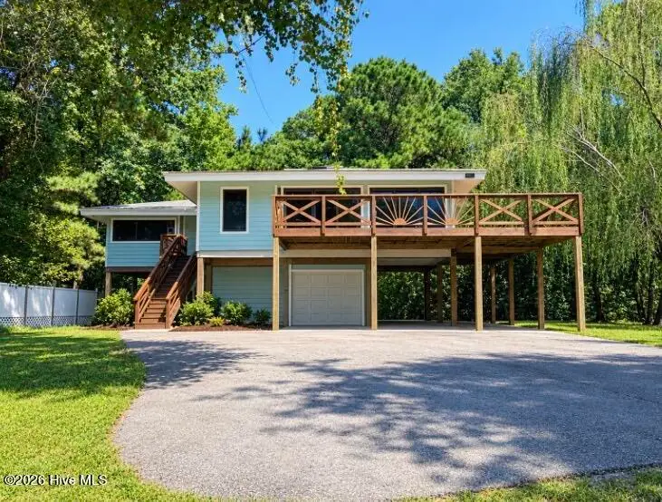 670 W West Firetower Road, Swansboro, NC 28584 — 3-bedroom home, Swansboro, NC, photo 1 of 28: IMG_8845