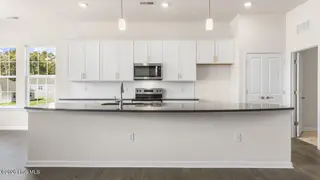 824 Fernwind Circle, Aberdeen, NC 28315 – photo 6: Kitchen