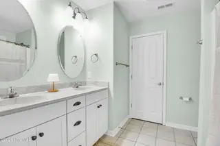 334 Station House Road, New Bern, NC 28562 – photo 16: Primary Bathroom