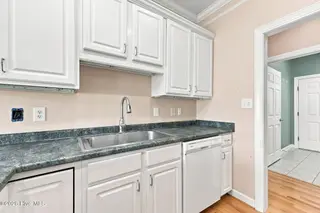 112 White Heron Lane, Swansboro, NC 28584 – photo 13: another kitchen view sink