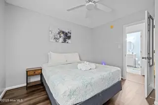 303 Osprey Ridge Drive South, Emerald Isle, NC 28594 – photo 7: Bedroom 1