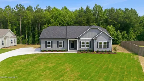 123 Trellis Lane, Vanceboro