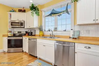 1911 Emerald Drive, Emerald Isle, NC 28594 – photo 17: 1911 Emerald Drive