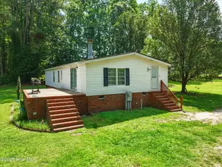 2620 Nahunta Road, Pikeville, NC 27863 – photo 18: 19-web-or-mls-Photo_016