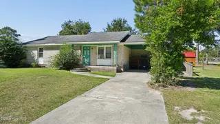 2540 Rosewood Drive, Winterville, NC 28590 — 3-bedroom home in Shamrock Terrace, Winterville, NC, photo 3 of 41: 03_beyc6abd13eb4354d