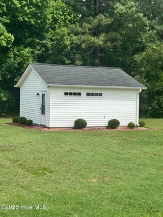 124 Stockbridge Drive, Selma, NC 27576 – photo 8: IMG_8384 (2)