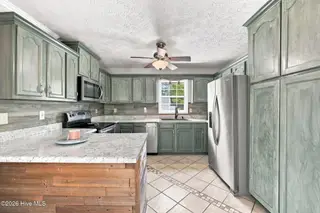108 Borgo Court, Havelock, NC 28532 – photo 23: 23-web-or-mls-DSC_4957_edit