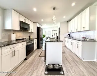 165 Hewett Burton Road SE, Leland, NC 28451 — 3-bedroom manufactured home in Sterling Oaks, Leland, NC, photo 18 of 32: 18-165 Hewett Burton Road SE