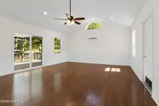 113 Casey Lane, Newport, NC 28570 – photo 12: Great room