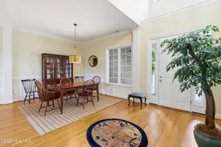 8932 Woodcreek Circle, Wilmington, NC 28411 — 4-bedroom home in Porters Neck Plantation, Wilmington, NC, photo 9 of 63: 8932 Woodcreek Cir MLS-9