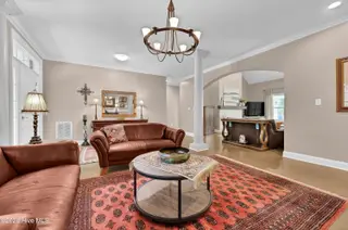 928 Wild Dunes Circle, Wilmington, NC 28411 — 4-bedroom waterfront home in Porters Neck Plantation, Wilmington, NC, photo 9 of 70: 009_img_7728_59