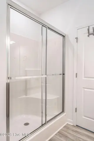 70 Walkabout Drive, Aberdeen, NC 28315 – photo 19: Walk-in-Shower