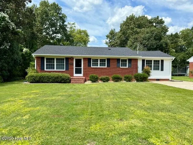 3242 N Contentnea Street, Farmville, NC 27828 – photo 1 of 21: IMG_1532
