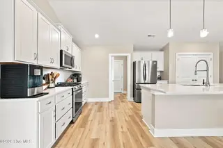 1504 Mainsail Road, Morehead City, NC 28557 – photo 14: Kitchen