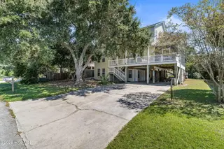 106 SE 44th Street, Oak Island, NC 28465 – photo 2: 1-web-or-mls-GI - 106 SE 44th St - Listi