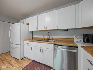 720 Barn Street, Jacksonville, NC 28540 – photo 22: 20-web-or-mls-720 Barn St. 43
