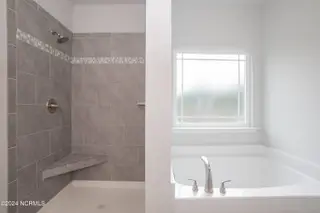745 Greenwich Place, Richlands, NC 28574 – photo 18: Primary Bath 02