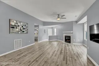4110 Breezewood Drive 203, Wilmington, NC 28412 – photo 3: IMG_3174