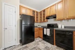 1115 Turtle Creek Road H, Greenville, NC 27858 – photo 12: 19-web-or-mls-IMG_0302_edit
