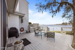 19 Batts Hill Road, New Bern, NC 28562 – photo 13: 10-web-or-mls-0C0A5620