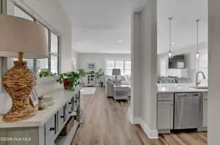 135 Darel Street, Rocky Point, NC 28457 – photo 13: Hallway