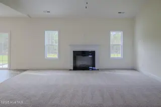 608 Indigo Johnston Drive, Jacksonville, NC 28546 – photo 4: IMG_7003-HDR