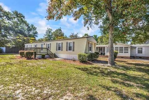 9021 Bonaparte Drive SW, Calabash