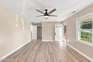 920 Hunnicutt Avenue, Elizabeth City, NC 27909 – photo 4: 8__39a1422