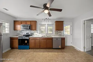 216 Nunn Street, Havelock, NC 28532 – photo 22: 23-web-or-mls-0C0A2330