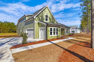 114 Antebellum Drive, Havelock, NC 28532 – photo 8: Attached Garage with Golf Cart Storage