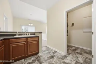 1115 Turtle Creek Road H, Greenville, NC 27858 – photo 14: 21-web-or-mls-IMG_0308