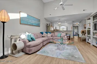 6012 Inland Greens Drive, Wilmington, NC 28405 – photo 18: Living Room
