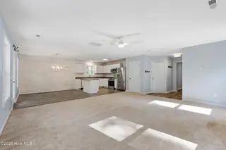 186 Backfield Place, Jacksonville, NC 28540 – photo 5: 11_img_0326