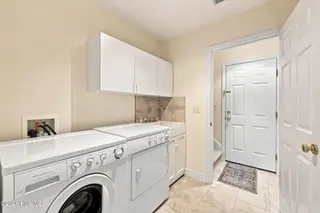 2119 Royal Pines Drive, New Bern, NC 28560 – photo 24: Laundry W/Cabinets & Sink
