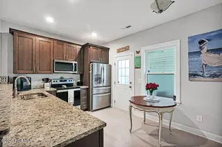 1805 Salisbury Road, Southport, NC 28461 — 3-bedroom home in Boiling Spring Lakes, Southport, NC, photo 11 of 38: 1805SalisburyRoad-10