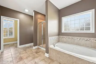 1203 Coral Reef Court, New Bern, NC 28560 – photo 18: Primary Bathroom