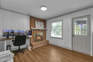 606 Hawthorne Lane W, Wilson, NC 27893 – photo 19: Den 2