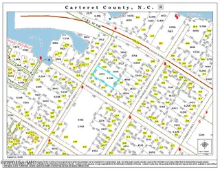 302 Moore Street, Beaufort, NC 28516 – photo 4: Lot Lines are Approximate