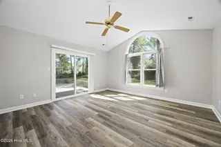 814 Lord Granville Drive, Morehead City, NC 28557 – photo 7: 43-web-or-mls-814-LordGranvilleDr-4-3-26