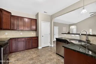 520 New Hanover Trail, Jacksonville, NC 28546 – photo 17