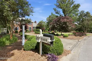 2406 Harbor Island Road, New Bern, NC 28562 – photo 7: 3-web-or-mls-0C0A5857