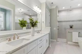 7204 Winchester Terrace, Wilmington, NC 28405 — 4-bedroom home in Landfall, Wilmington, NC, photo 24 of 60: 23-web-or-mls-dsc07917
