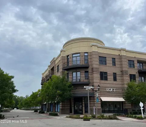 6831 Main Street Unit 212, Wilmington