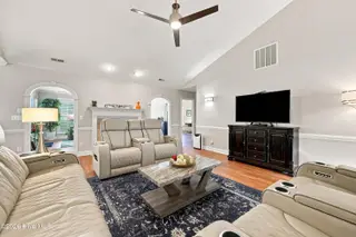 3808 Rainbow Street, Greenville, NC 27834 – photo 5: living