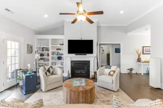 4149 Pine Hollow Drive, Wilmington, NC 28412 – photo 6: 007_4149_pine_hollow_drive-05_651