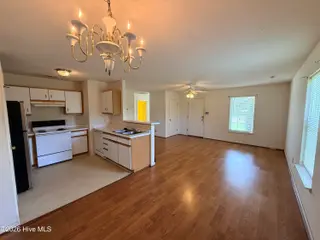 1306 Wyngate Drive, Greenville, NC 27834 – photo 5: Kitchen
