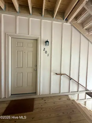 123 Covil Avenue Unit 201, Wilmington, NC 28403 – photo 22: Front Entry