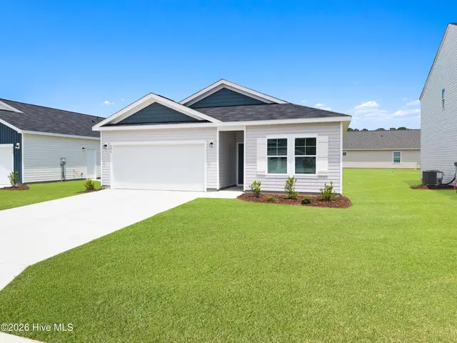 201 Hamlet Court, Richlands, NC 28574
